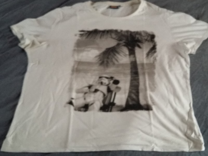 Tee shirt stormtroopers plage